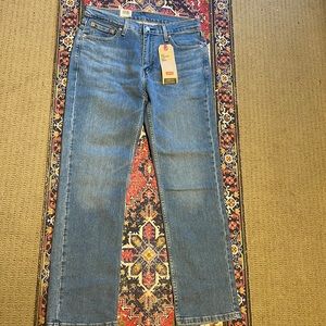 Levi’s NWT 514 Straight size 30 x 30